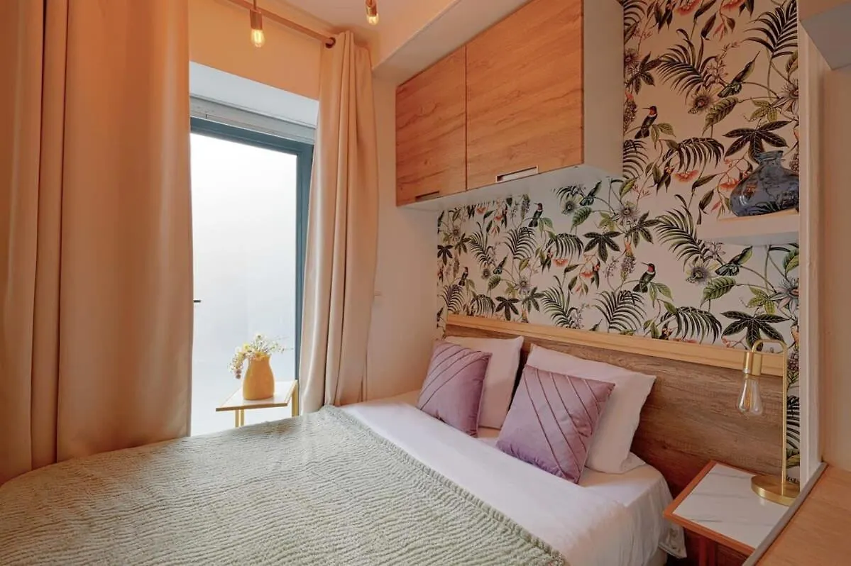 דירה פריז Updated Studio In The Heart Of The Bustling Le Marais District צרפת